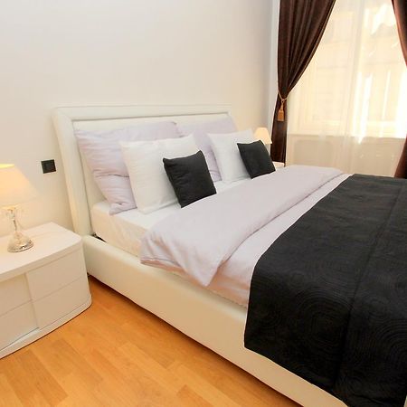 Luxury Apartments Krocinova Prag Eksteriør billede