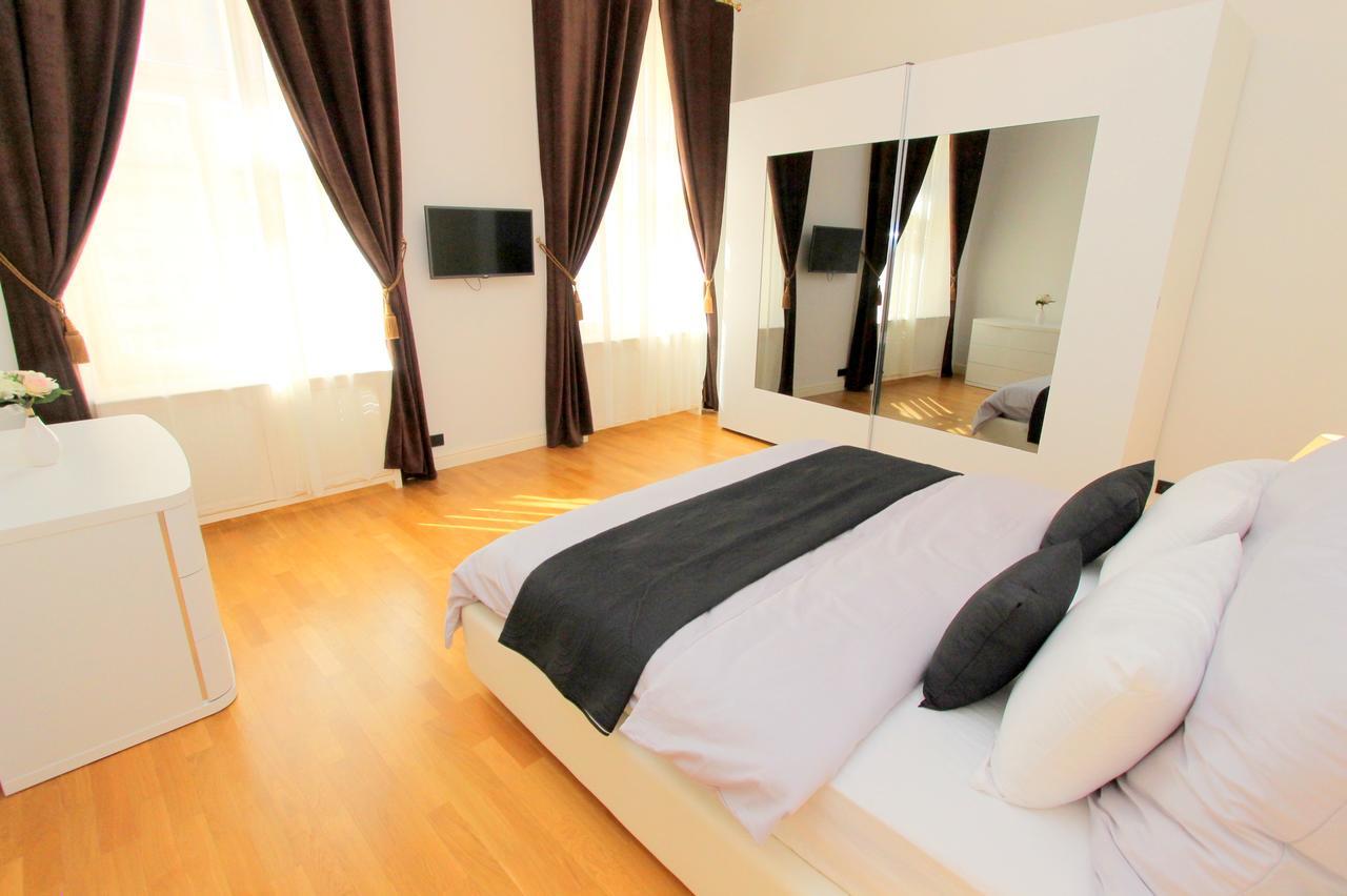 Luxury Apartments Krocinova Prag Eksteriør billede