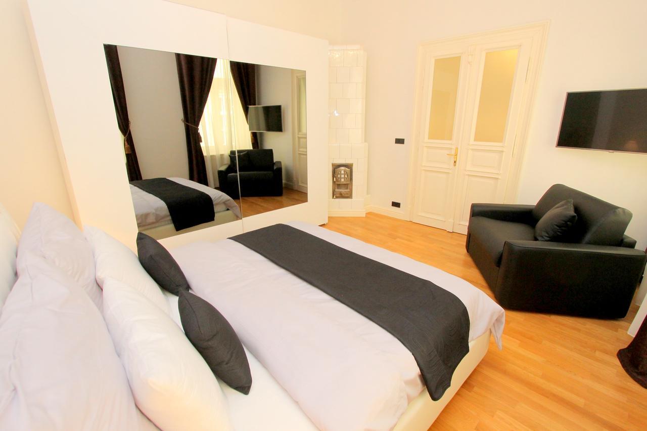 Luxury Apartments Krocinova Prag Eksteriør billede
